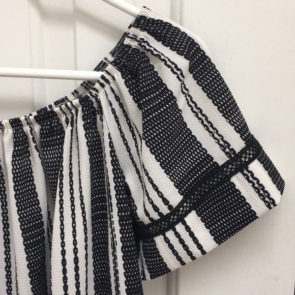 Striped dress - Picture 3 of 4